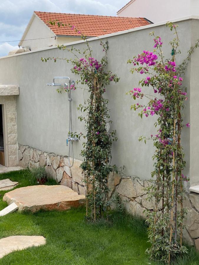 Villa Mediterra Garden & Pool โบล ภายนอก รูปภาพ